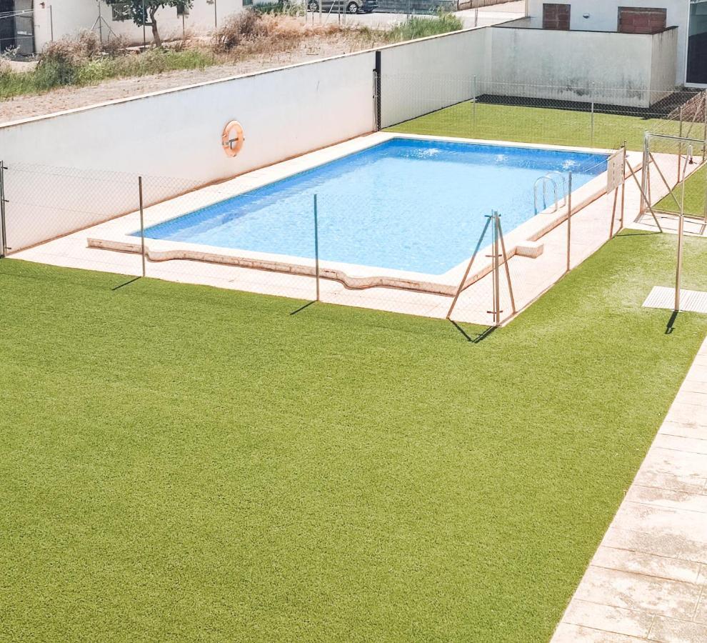 Nina'S Blue Pool & Beach Deltebre Exterior foto